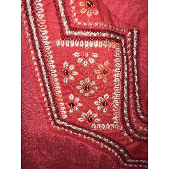 Luxology Dress Womens M Red Embroidered Beaded V-Neck Sleeveless Boho flowy New - Picture 5 of 8